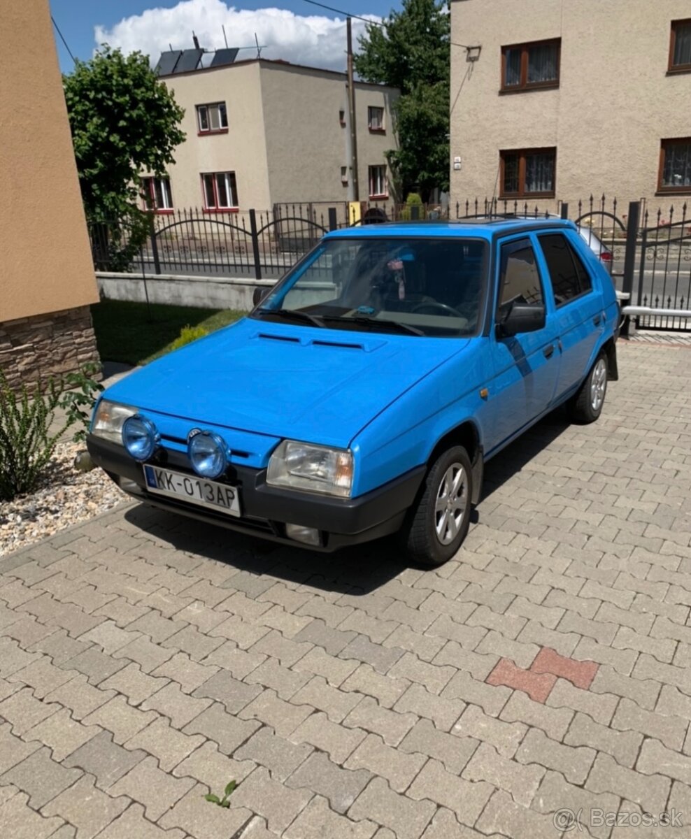 skoda favorit 136