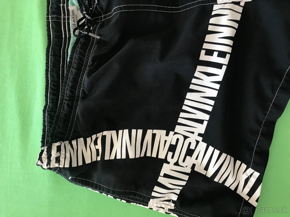 CALVIN KLEIN originál pánske kratasy/plavky L/XL