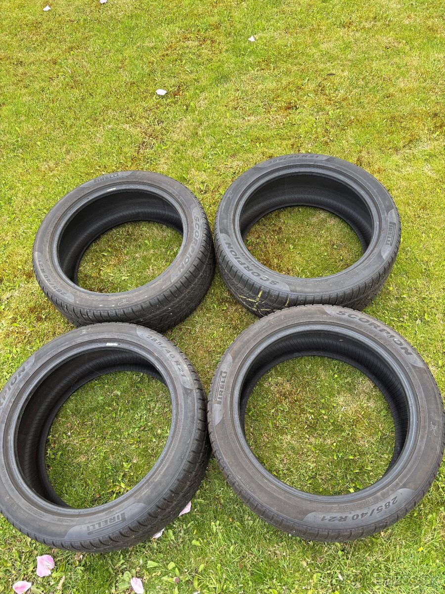 Pirelli Scorpion 285/40/21