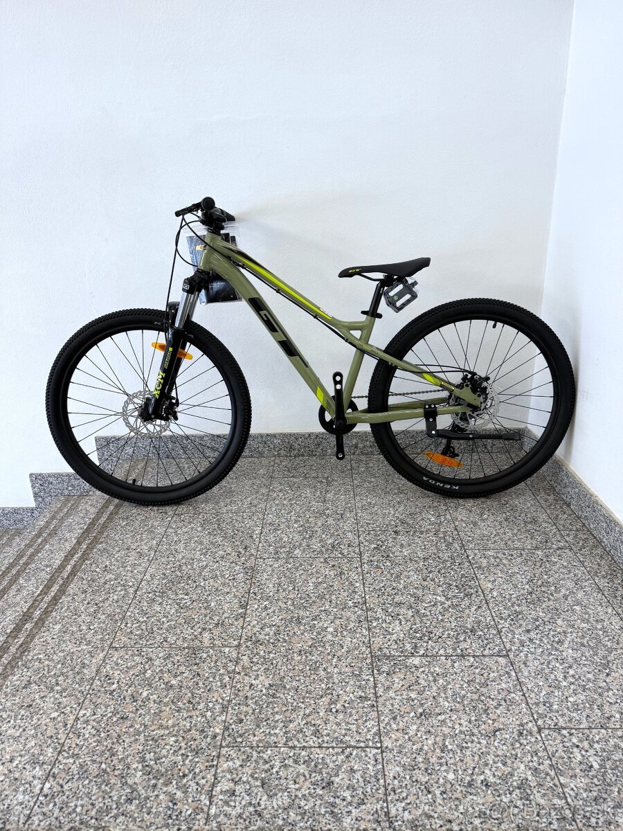 GT STOMPER ACE MOSS GREEN 26“ detský bicykel