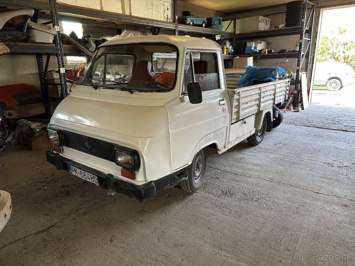 Skoda 1203 valnik