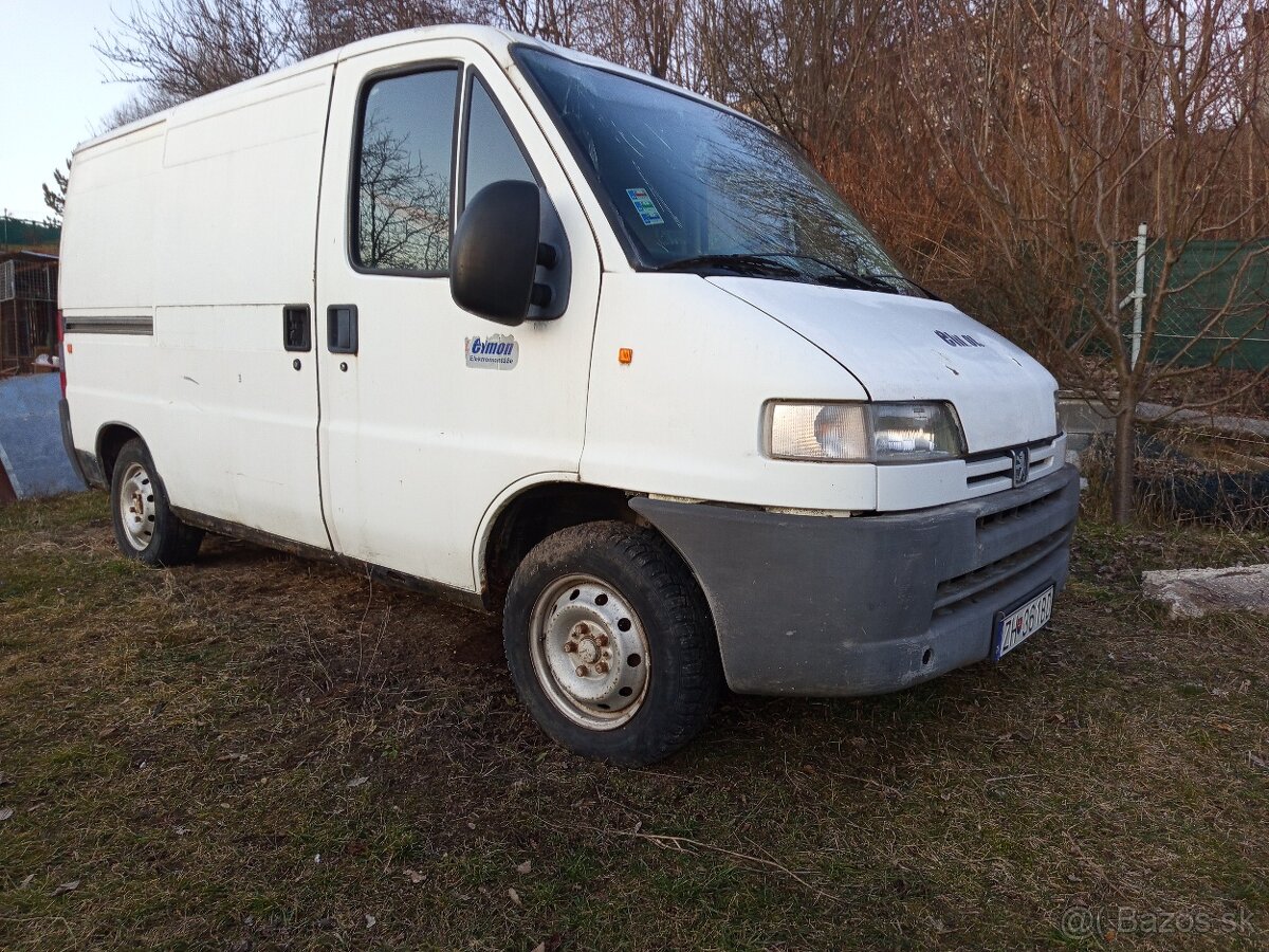 Predám Peugeot boxer 1,9D ,bez STK