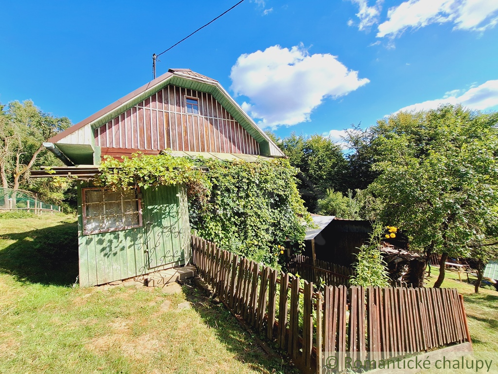 Zachovalá drevenica uprostred prírody, na okraji Turzovky