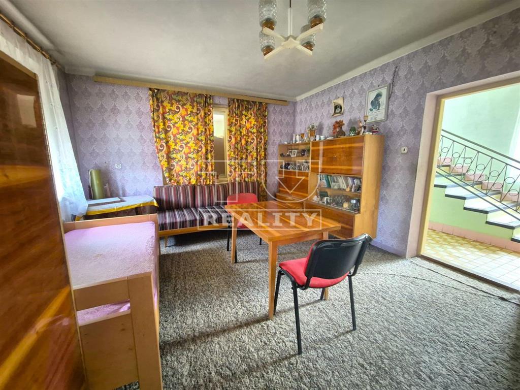 Na predaj rodinný dom v Obyciach, pozemok 1550 m2