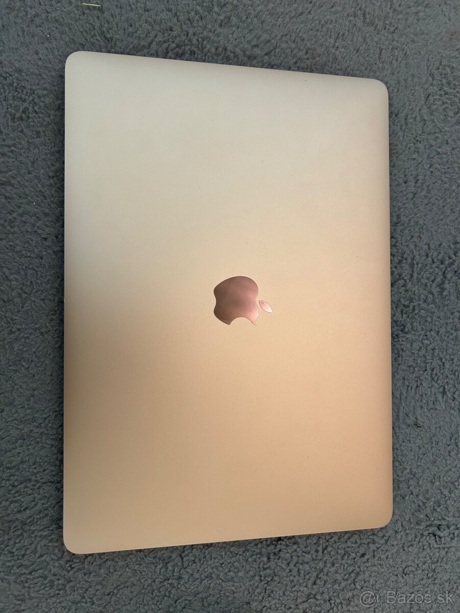 MacBook 13 2019