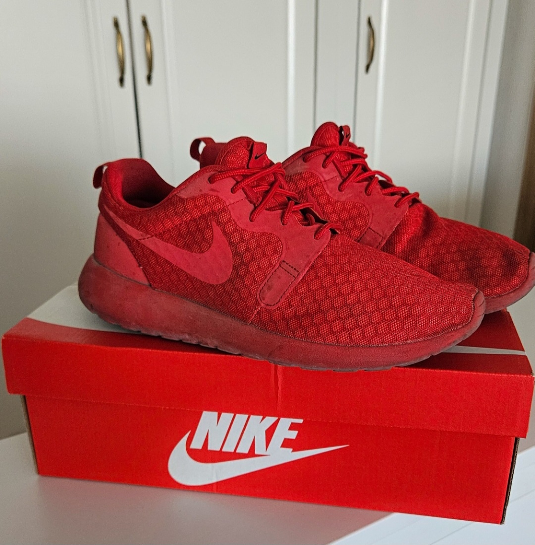 Nike (poštovné zadarmo)