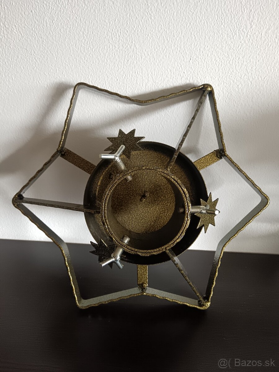 Predám oceľový stojan na vianočný stromček