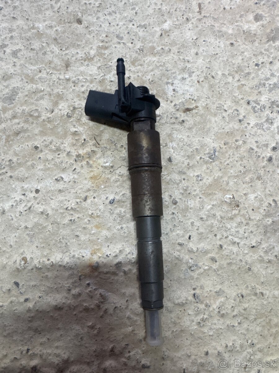 Predám vstrekovac BMW