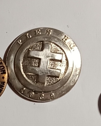 KÚPIM TAKÝTO ODZNAK