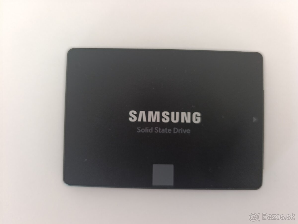 Predám Samsung SSD SATA 2,5" 500GB