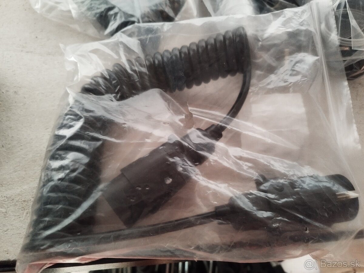 predlžovací kabel autozasuvka