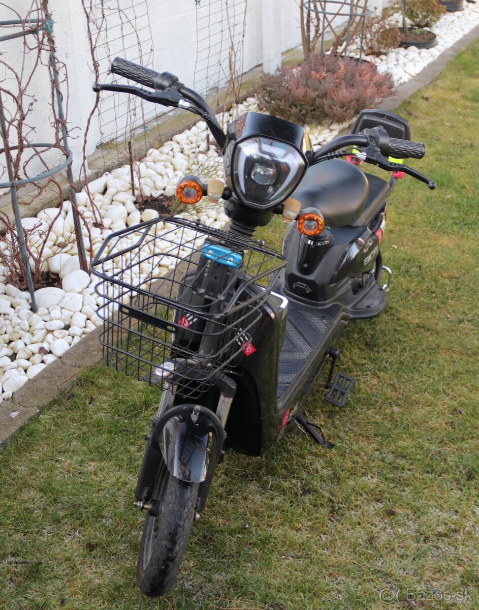 elektroskuter