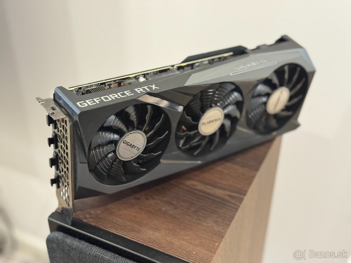 GIGABYTE RTX 3070 GAMING OC 8G