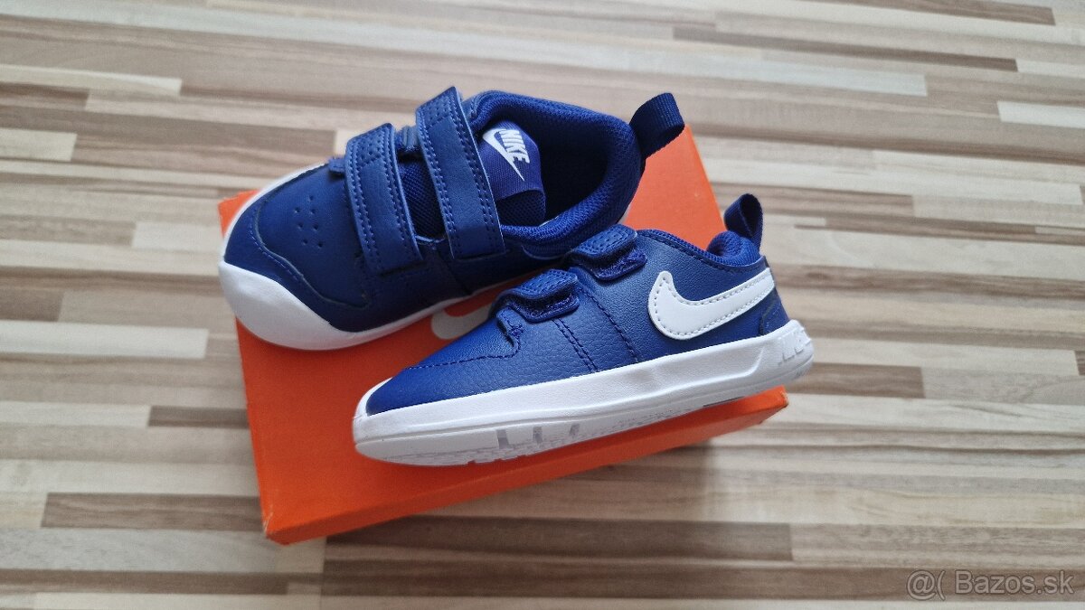 Detske tenisky Nike 22