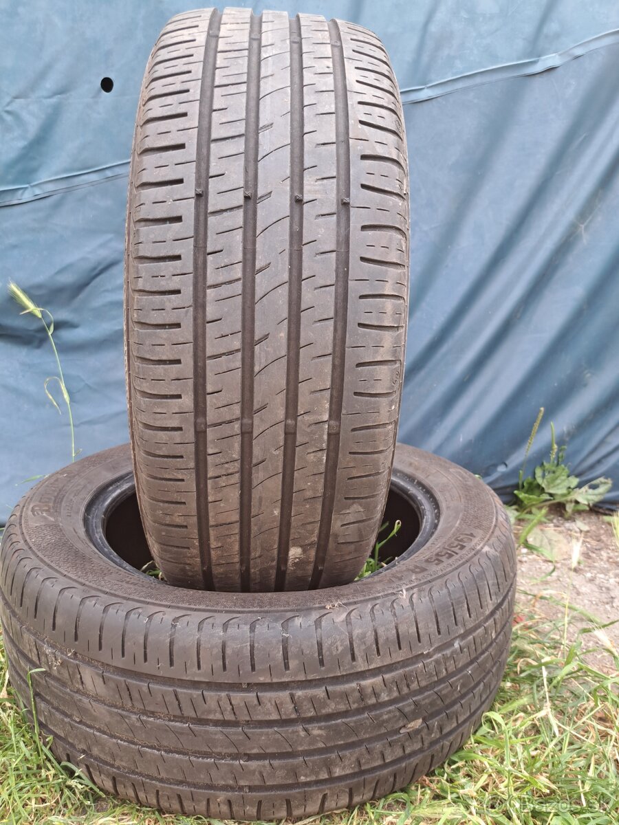 Ponúkame 2 letné pneumatiky Barum Bravur 195/55 R15