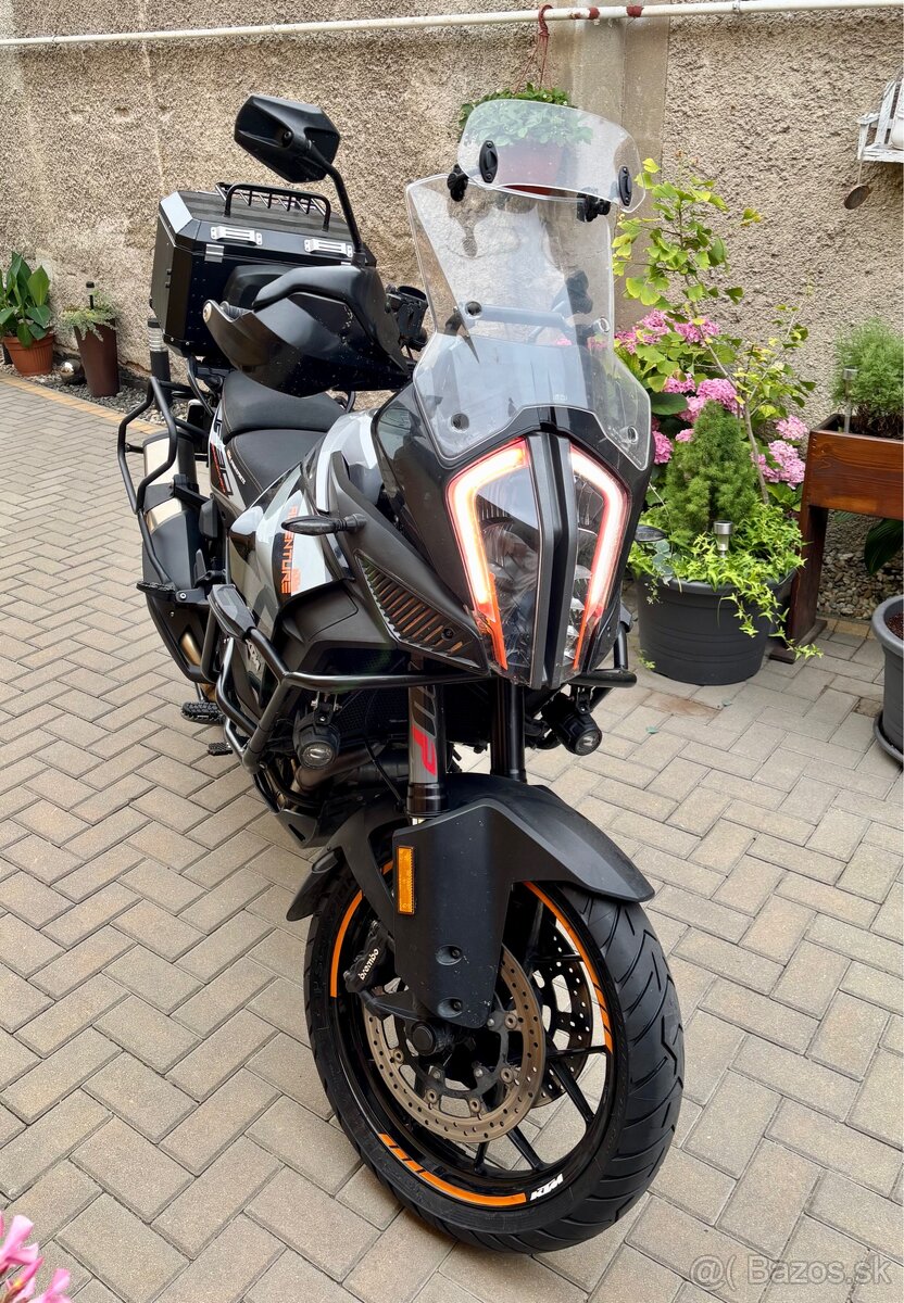 KTM 1290 Super Adventure S - nové pneu