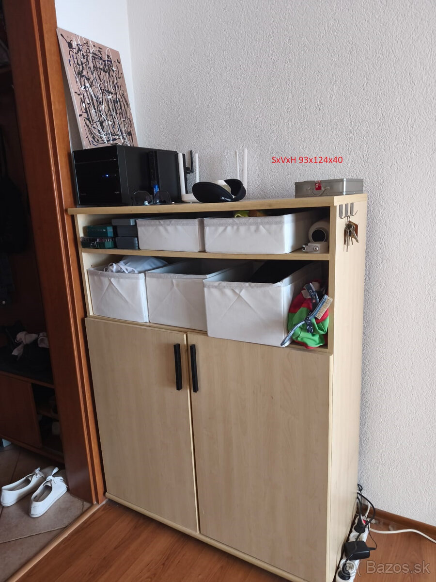 Darujeme za odvoz rozne skrine