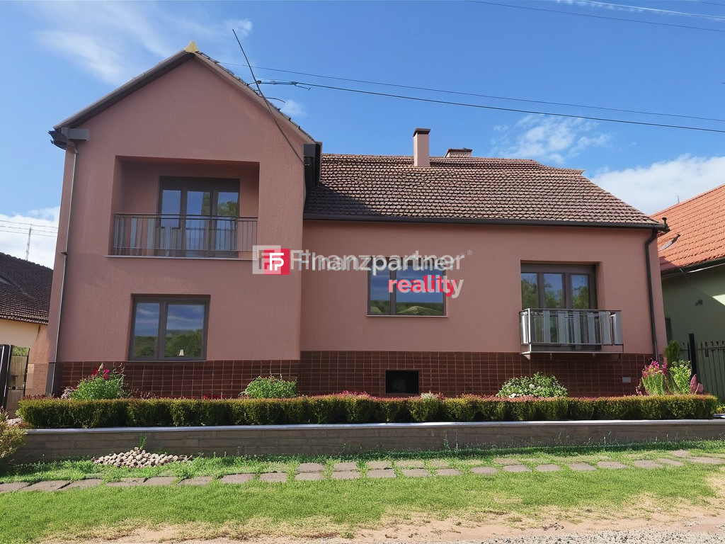PREDAJ NOVINKA Priestranný 6-izbový rodinný dom s garážou, 2