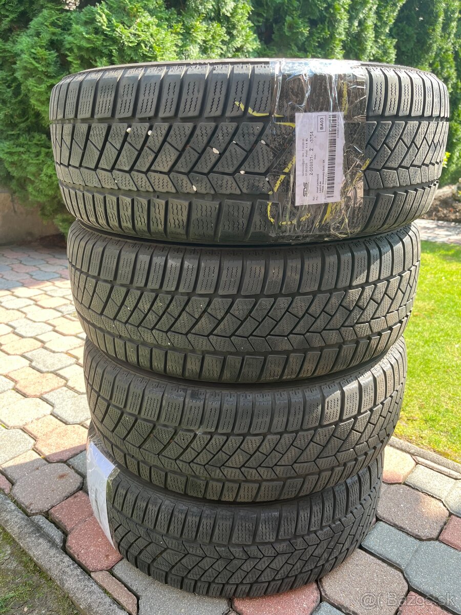 Na predaj pneumatiky - 205/55 R17 Continental