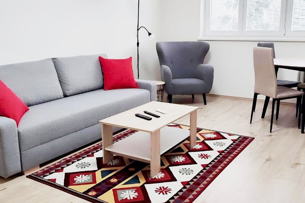 Prenájom 3 izbový byt, Ružinov