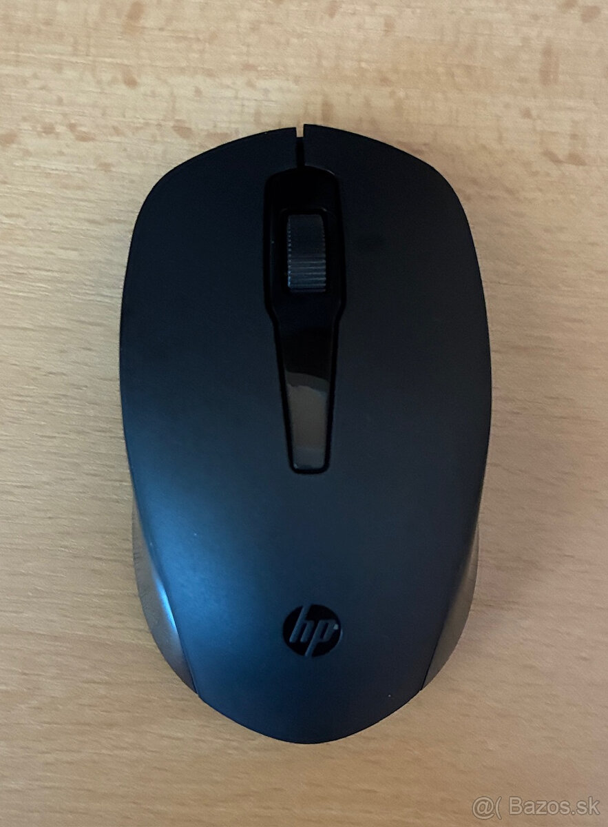 Predam novu bezdrotovu mys HP