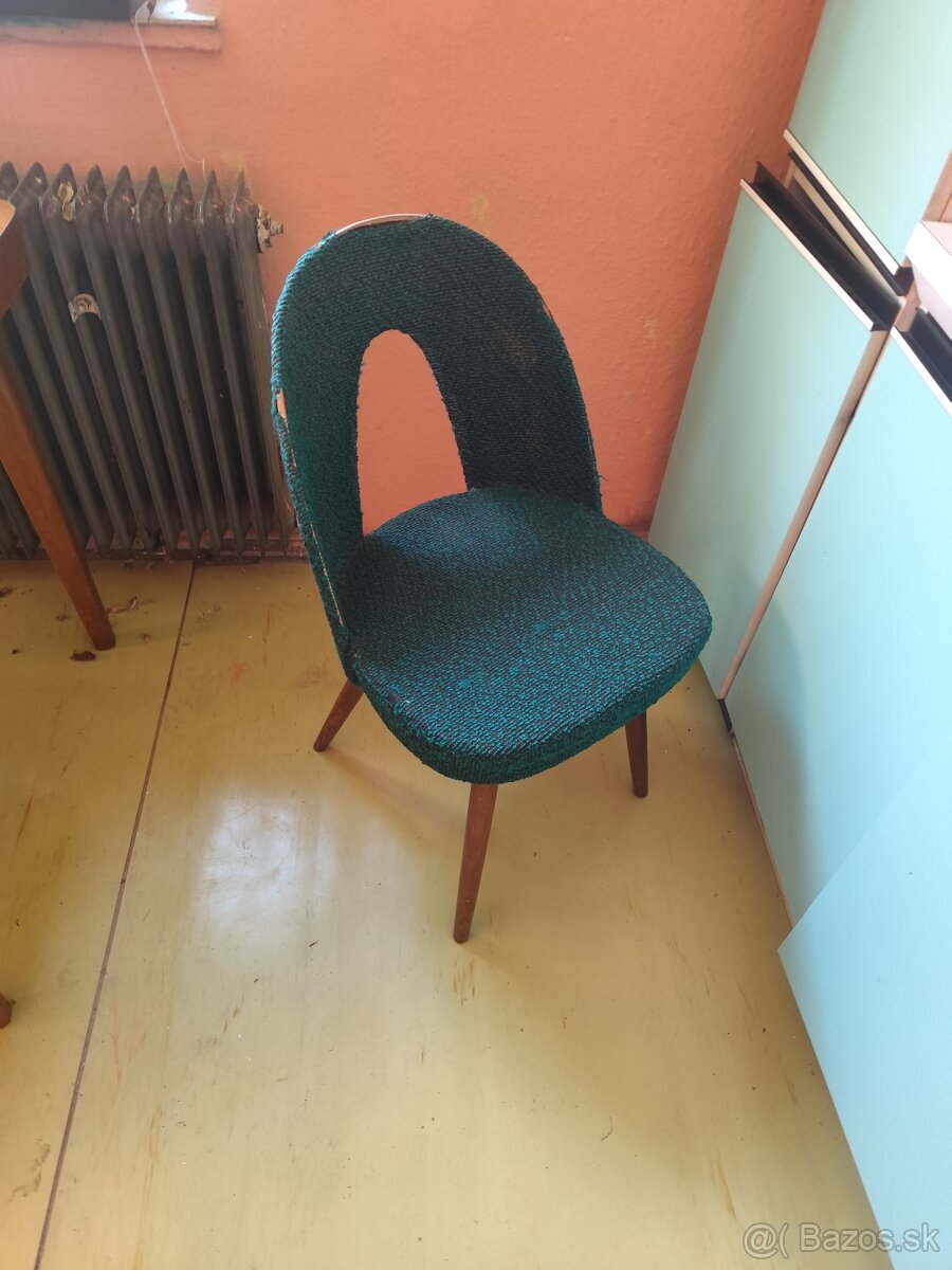 Retro zelené stoličky