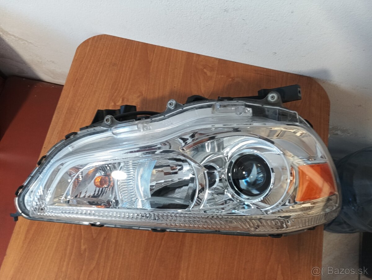 Pravé predné svetlo Mitsubishi ASX