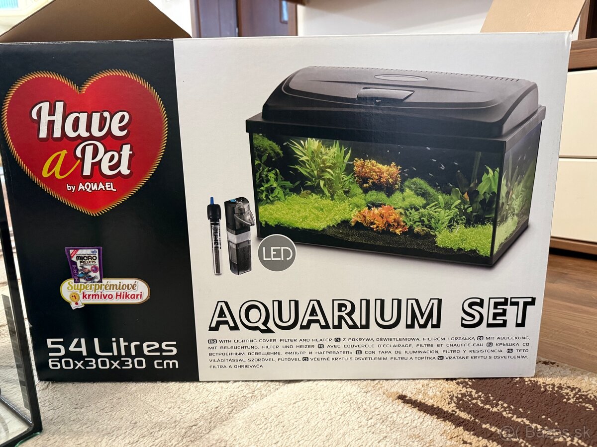 Predám 54l akvárium so skrinkou