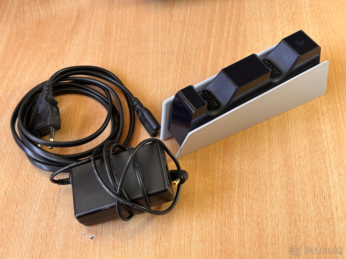 PlayStation 5 DualSense Charging Station