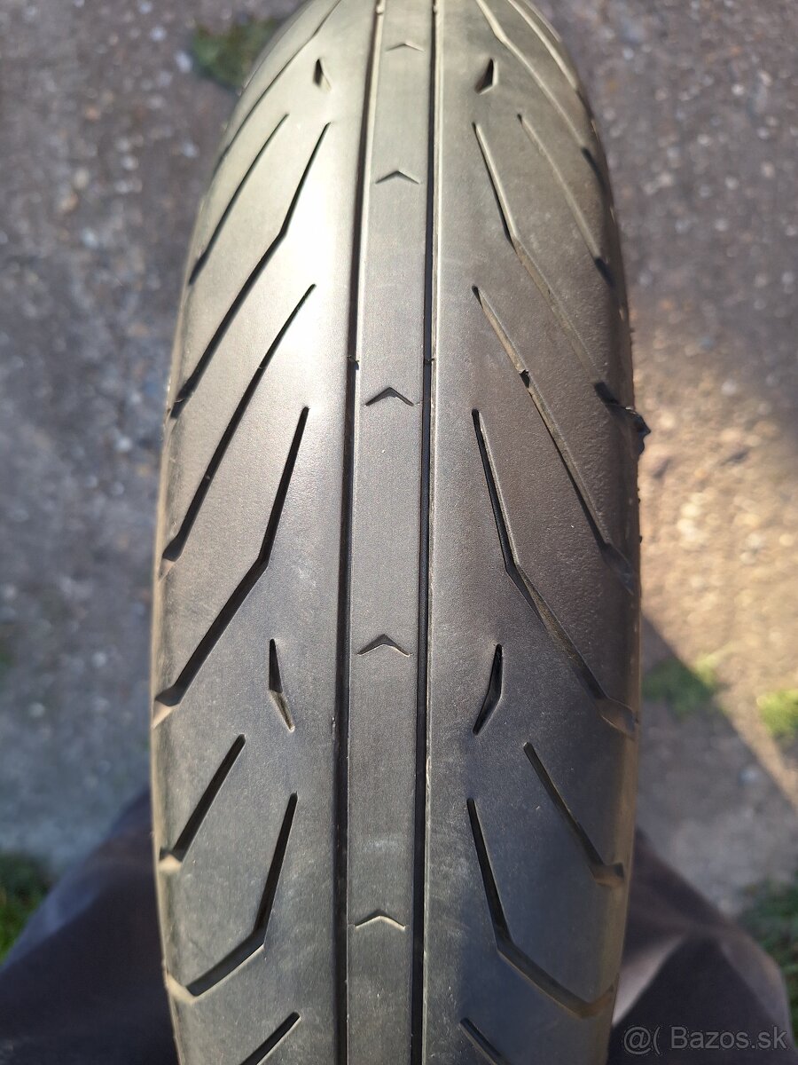 Motopneu Pirelli Angel GT2 120/70 R17