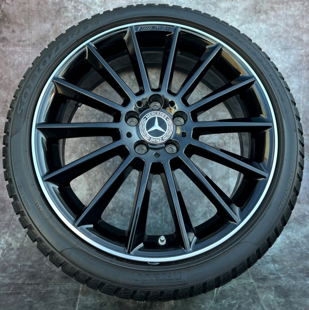 Zimní top sada Mercedes CLA AMG 225/40R19 odp.DPH