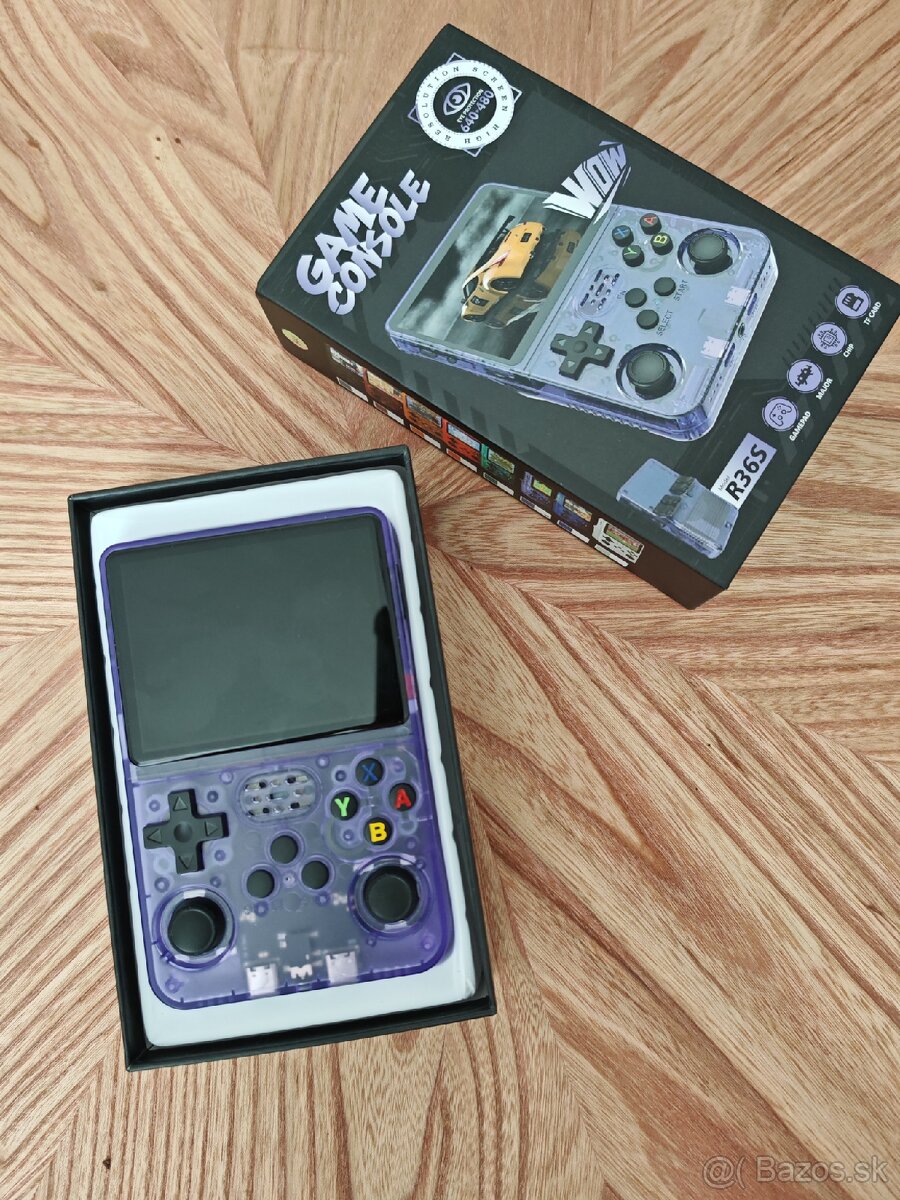 Predam retro konzolu R36s