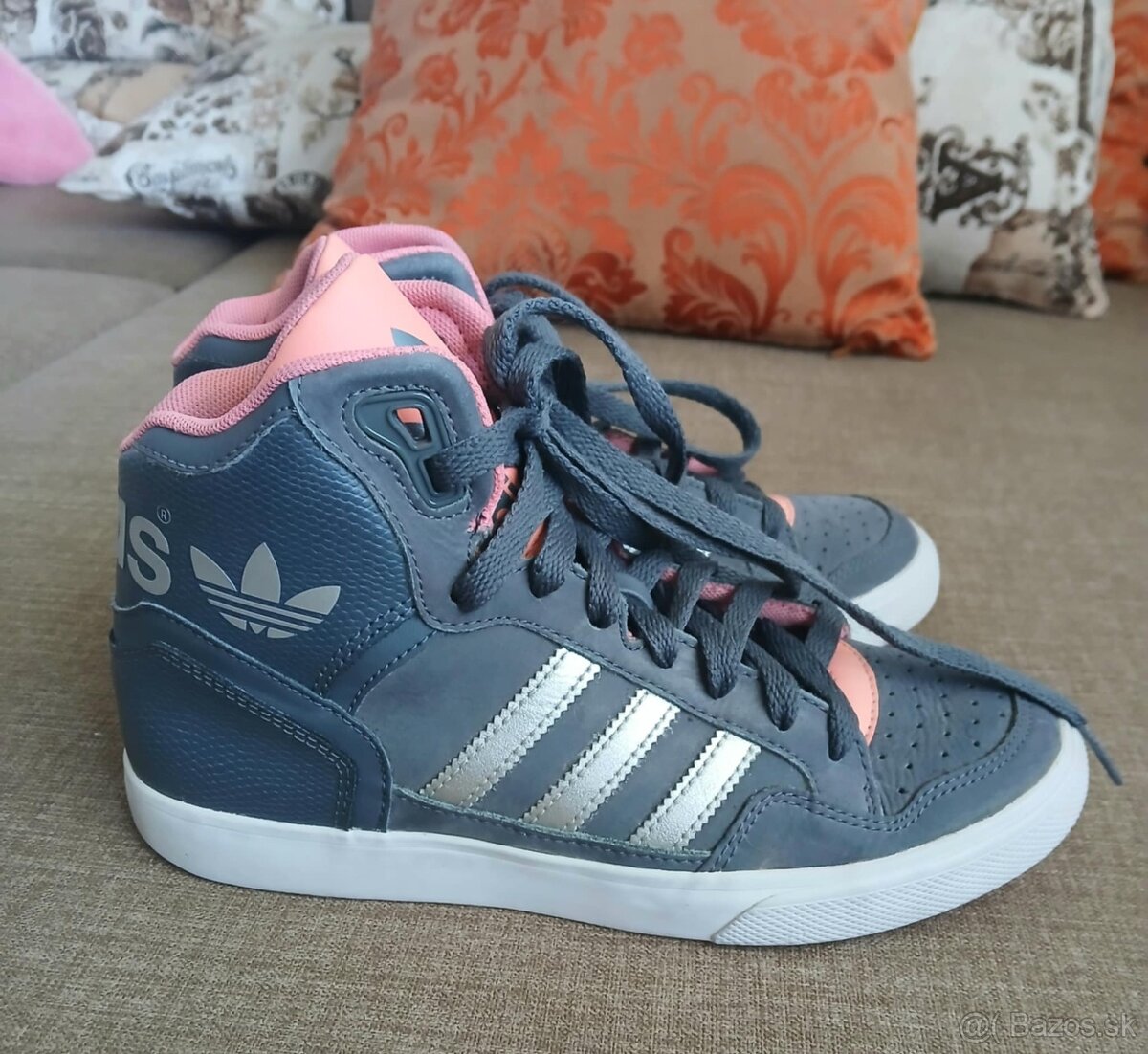 Štýlové členkové tenisky zn.Adidas, veľ.36 2/3