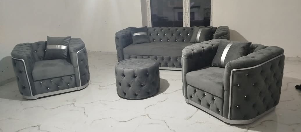 Predam novu lux sedaciu supravu