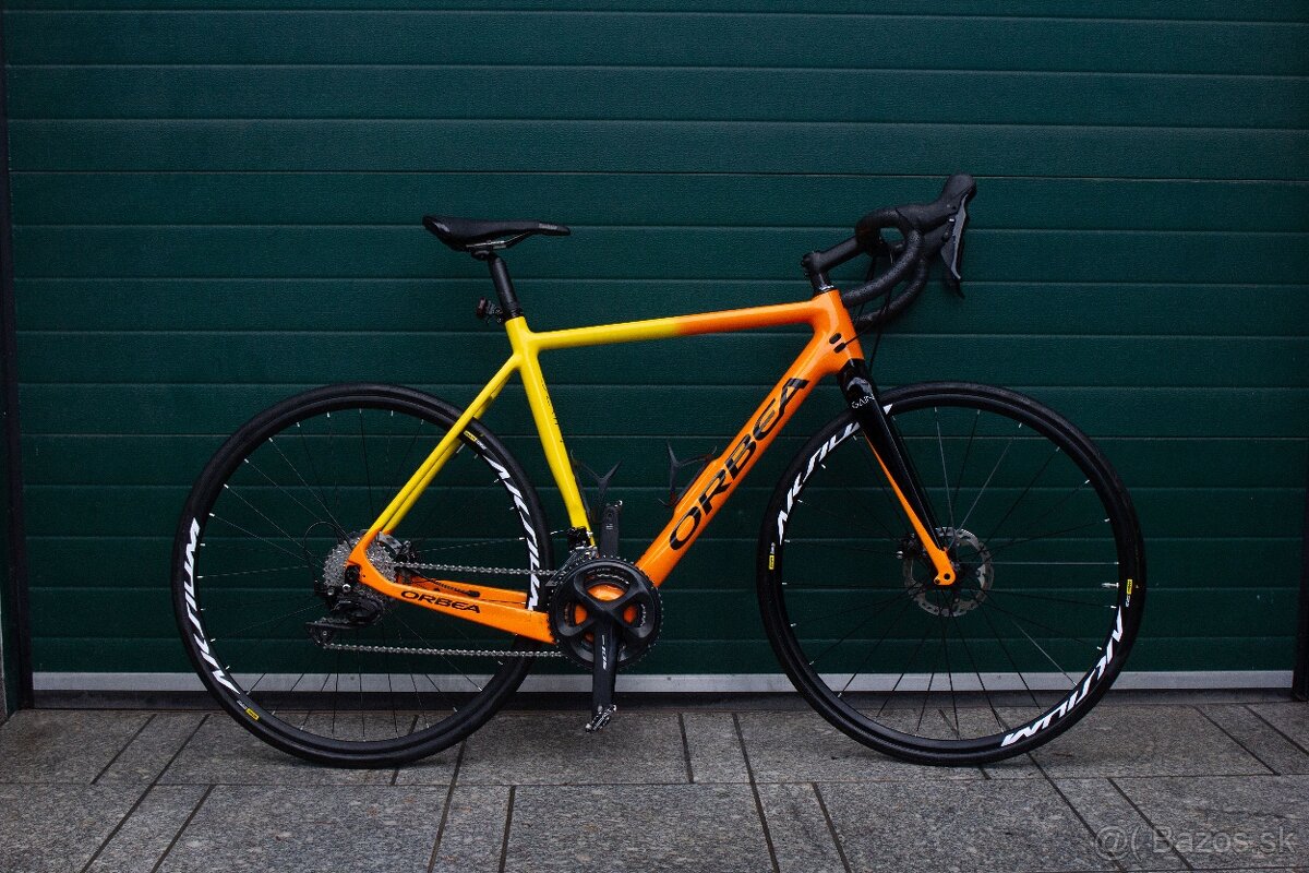 Predam cestny karbonovy elektrobicykel Orbea Gain M30 Road