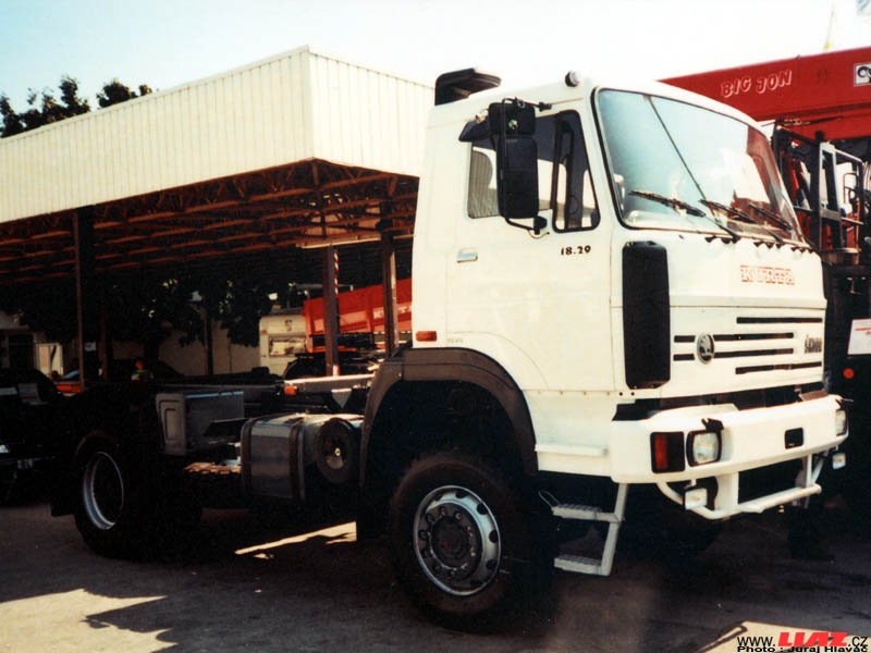Kúpim Liaz 300 18.29 , 18.33