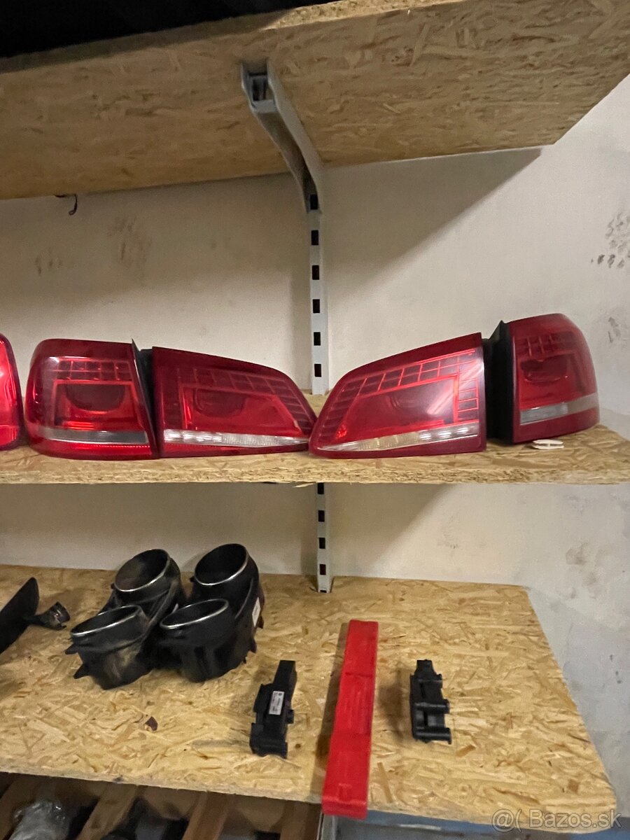 VW PASSAT B7 svetlo zadne