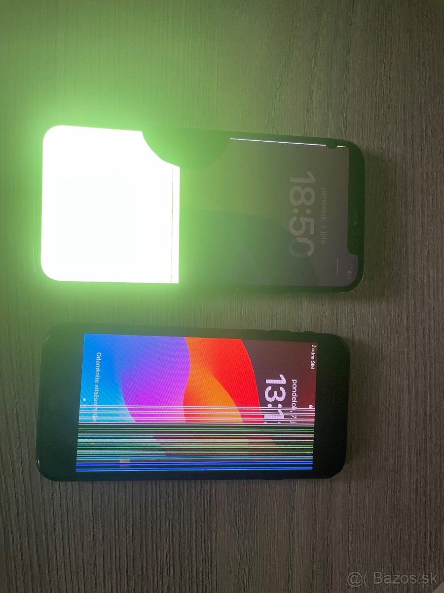 Predám Iphone12 a iphone se2020