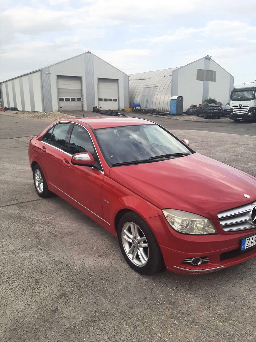 Mercedes Benz C200