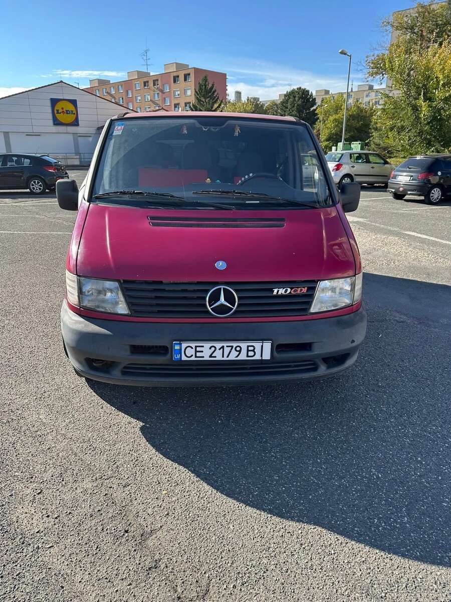 Продам Mercedes Vito 110 грузопассажир 6 мест.