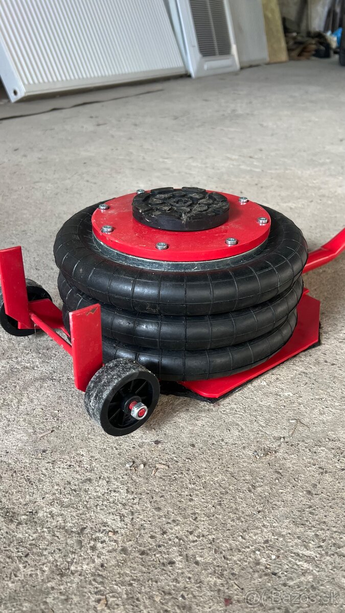 Pneumatický Vankušovy zdvihak 4T