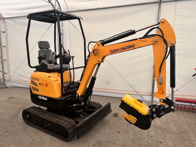 Minibager s motorom Kubota váhovej kategórie 1800 kg