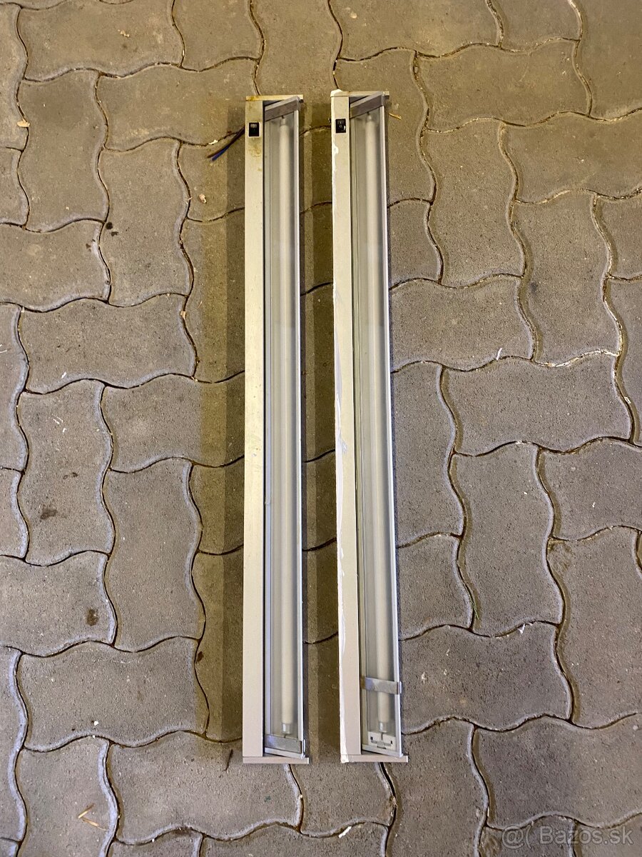 Kuchynské al. iné stieborné lampy 91,5x8,5 cm