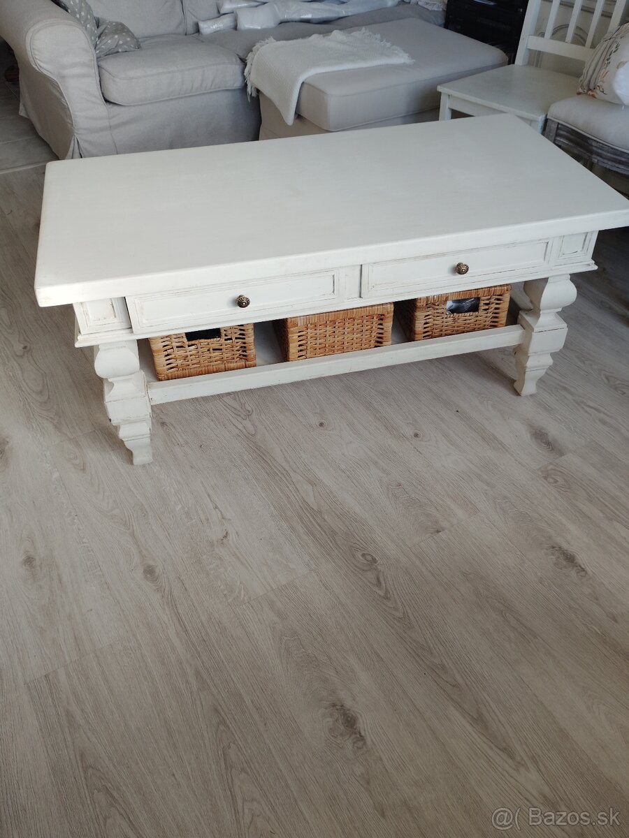 Predám konferenčný stolík