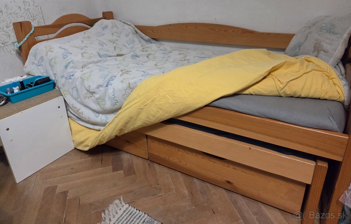 Posteľ drevo masív 2+2v1