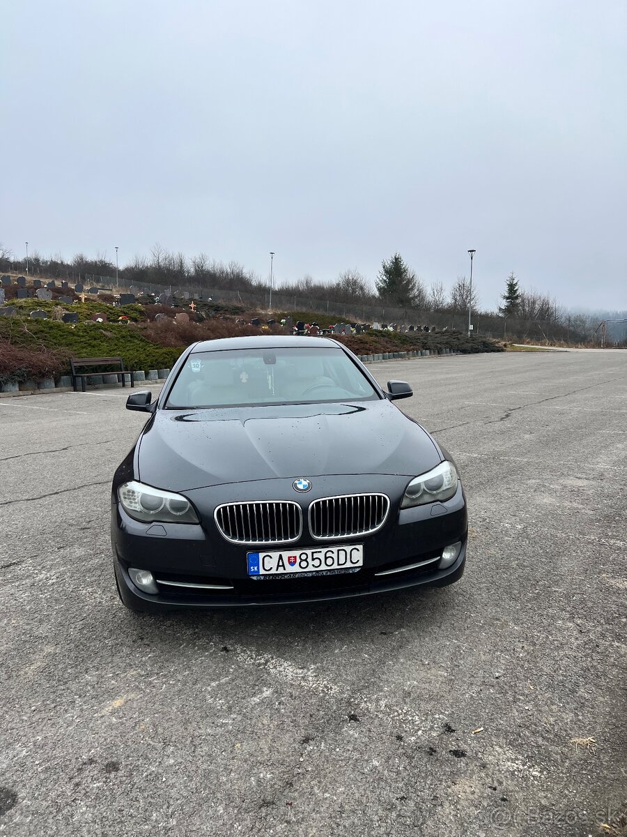 BMW 5 F10 530d, 180 kW, r. 2010