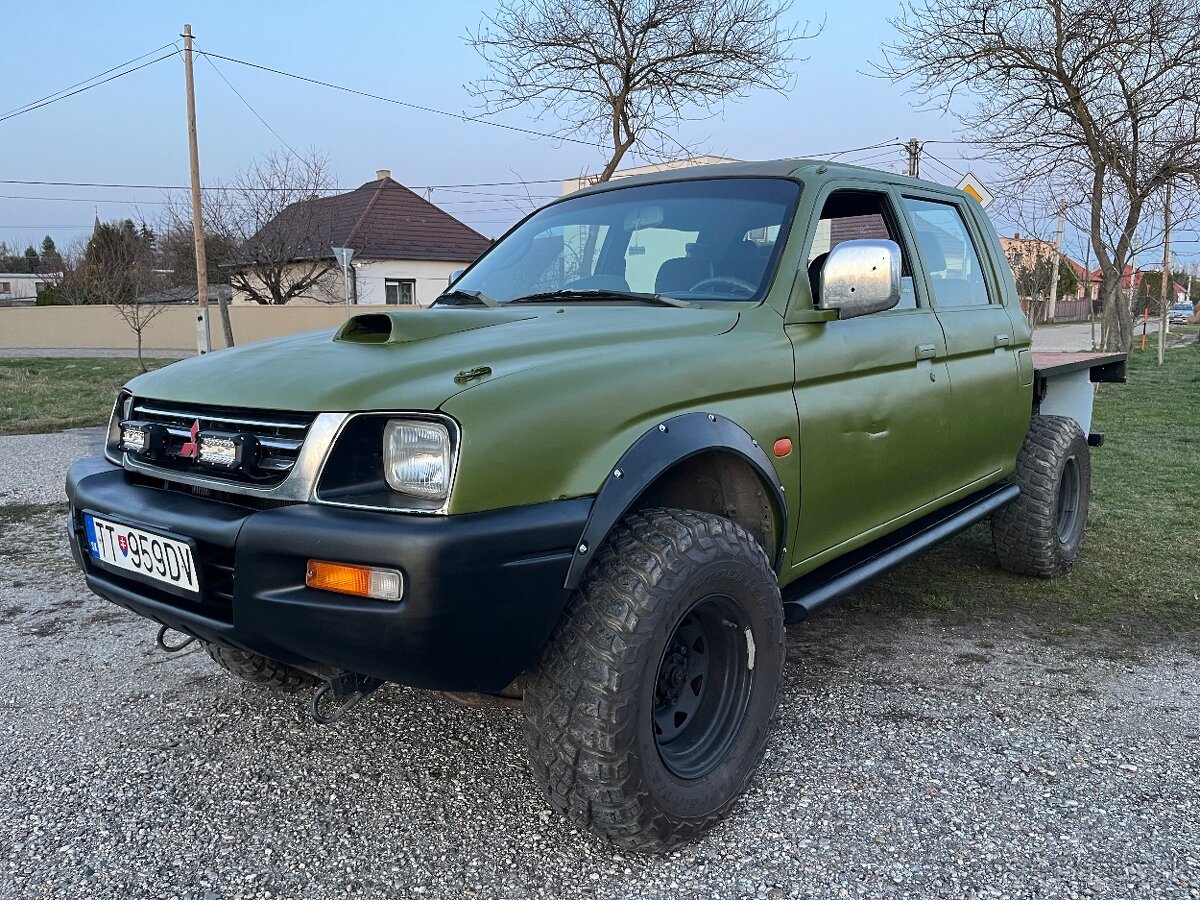 Mitsubishi l200