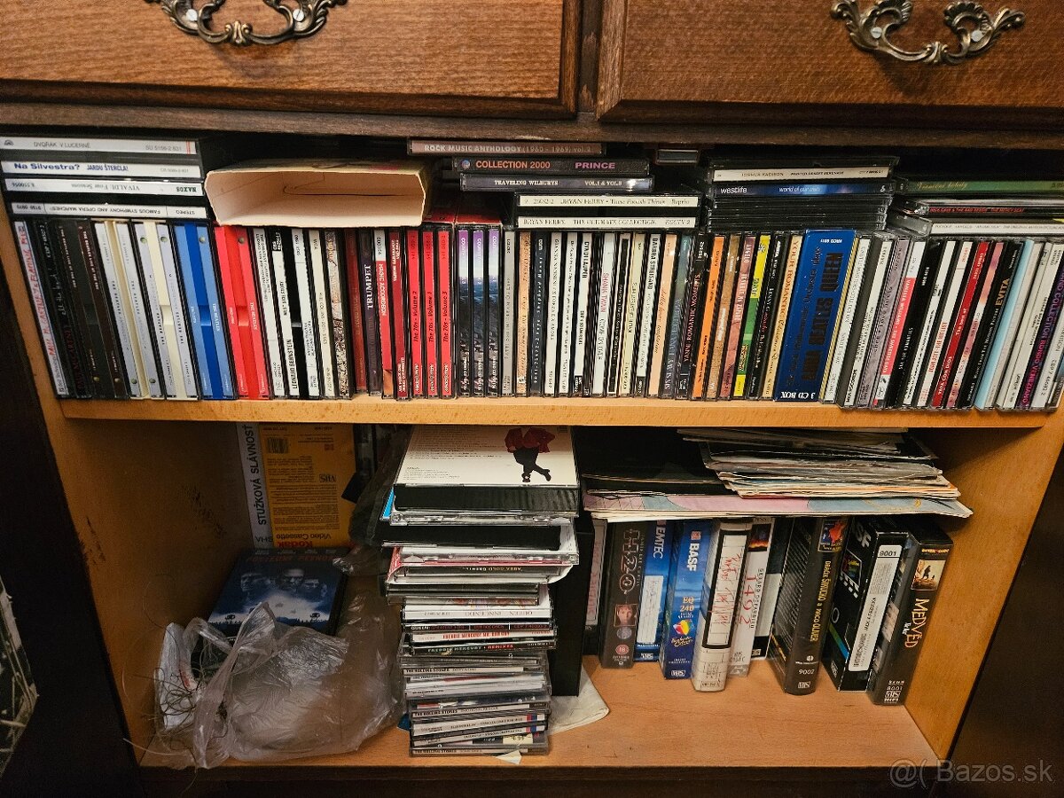 Zbierka CD collection