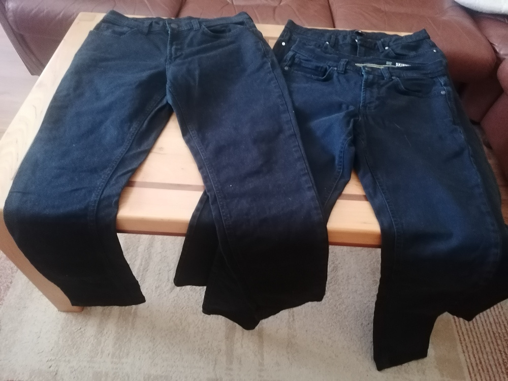 Predám čierne rifle pre chlapca ako nové 13-15rokov