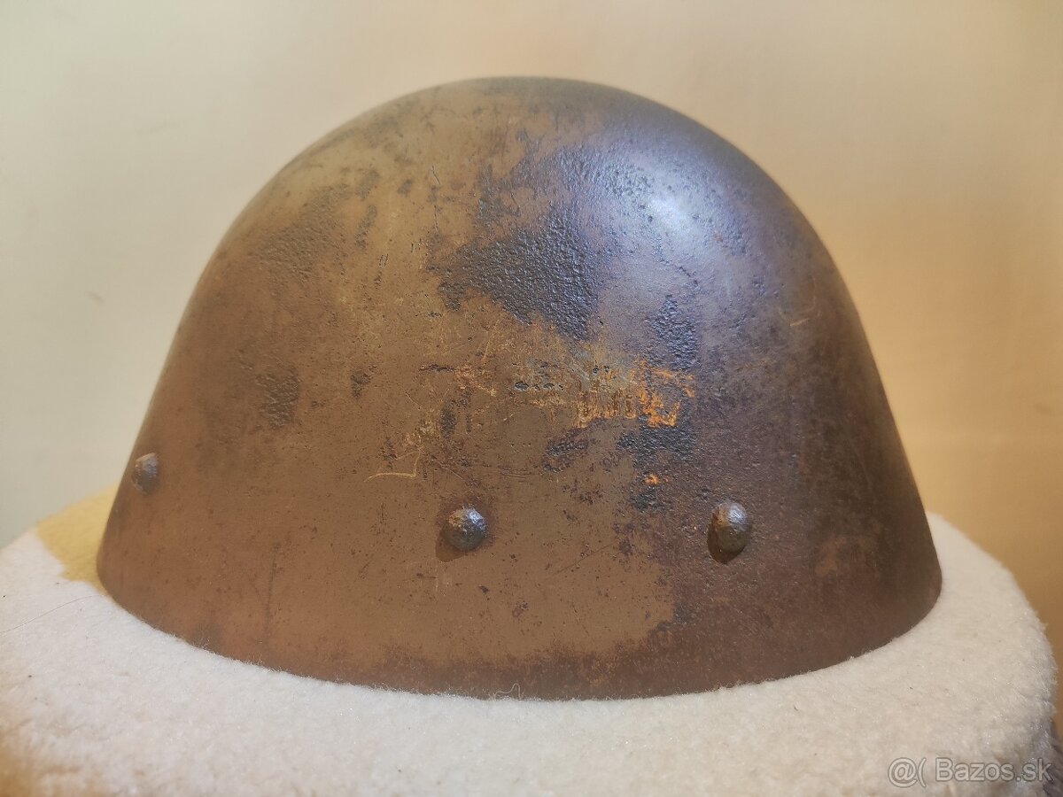 vojenská helma VZ.32